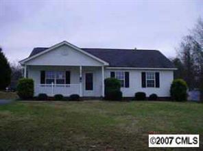 604 Canary Ct., Wingate, NC 28174