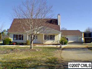 117 Beechfield Ct., Mooresville, NC 28117