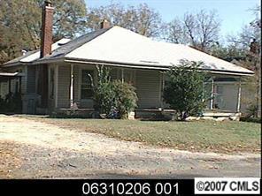 4616 Hovis Rd., Charlotte, NC 28208