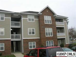 9810 Campus Walk Ln. ##K, Charlotte, NC 28262