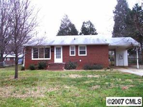 208 North St., Dallas, NC 28034