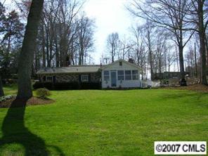 6900 Ingleside Dr., Sherrills Ford, NC 28673