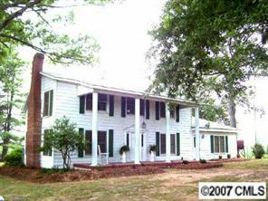 134 Edgewood School Ln., Statesville, NC 28625