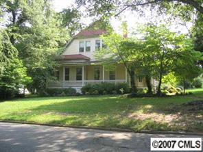 302 Cedar St., Lincolnton, NC 28092