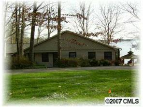 105 Twiggs Ln., Mooresville, NC 28117