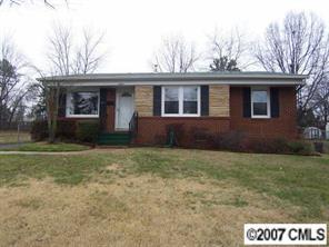 4652 Brooktree Dr., Charlotte, NC 28208