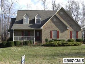 135 Oak Creek Dr., Rockwell, NC 28138
