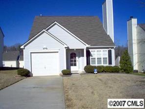 5217 Grass Run Ct., Charlotte, NC 28216