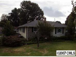 320 Brentwood Ave., Gastonia, NC 28052