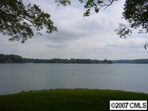 9540 Bay Leaf Ln., Sherrills Ford, NC 28673
