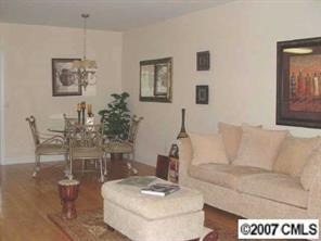 6712 Mallard Creek Dr., Charlotte, NC 28262