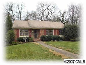 3127 Northampton Dr., Charlotte, NC 28210