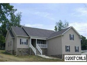 208 Olympia Dr., Mooresville, NC 28117