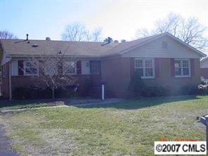 4719 Tanglebriar Dr., Charlotte, NC 28208