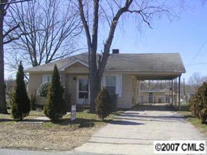 939 Smyre Dr., Gastonia, NC 28054