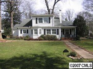 3001 Idlewood Cir., Charlotte, NC 28209
