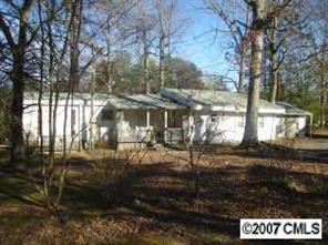 225 Elaine Ave., Rockwell, NC 28138