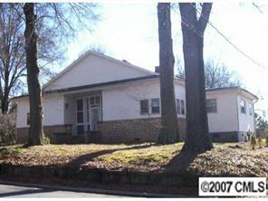 332 W Wilson Ave., Mooresville, NC 28115