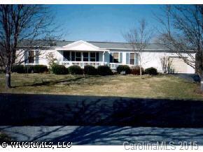 117 Riverwind Drive, Hendersonville, NC 28739