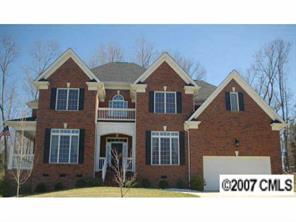 10048 Warwickshire Ln., Charlotte, NC 28270