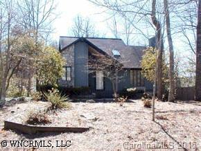350 Chipmunk Drive, Hendersonville, NC 28739
