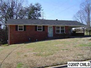 1430 3rd Street Pl., Hickory, NC 28602