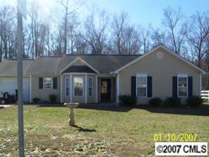 121 Autumn Woods Blvd., Mount Holly, NC 28120