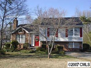 8105 Chestnut Ridge Dr., Charlotte, NC 28215