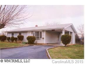 17 Black Walnut Lane, Candler, NC 28715