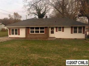 1616 Blackwood St., Gastonia, NC 28052