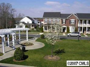 112 S Faulkner Way, Davidson, NC 28036