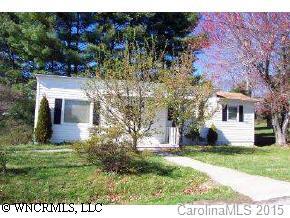 202 Dundee Street, Hendersonville, NC 28791