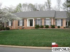 1231 Bearmore Dr., Charlotte, NC 28211