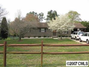 1437 Old Hickory Grove Rd., Mount Holly, NC 28120