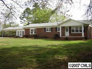 392 E Lackey Farm Rd., Stony Point, NC 28678