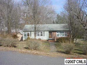 213 Oak Dr., Belmont, NC 28012