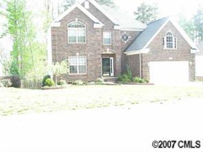 141 Broken Pine Ln., Mooresville, NC 28117