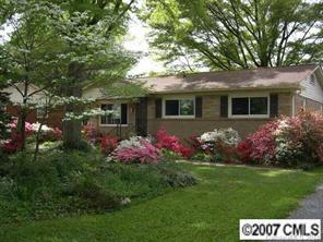 1926 Windham Pl., Charlotte, NC 28205