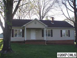 71 NW 40th St., Hickory, NC 28601