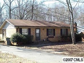 924 Carrington Dr., Charlotte, NC 28214