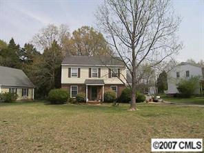 2240 Lawton Bluff Rd., Charlotte, NC 28226