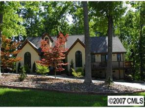 4555 Long Cove Dr., Denver, NC 28037