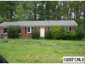 309 Clark Blvd., Charlotte, NC 28262
