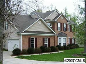 6211 Lowergate Dr., Waxhaw, NC 28173