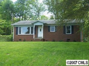 110 Lynnbrook Dr., Mount Holly, NC 28120
