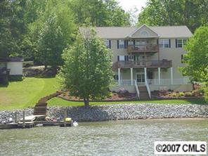 6868 Shade Tree Ln., Sherrills Ford, NC 28673