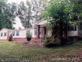 500 Orchard Circle, Hendersonville, NC 28739