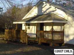 1424 Oakshade Ave., Kannapolis, NC 28083