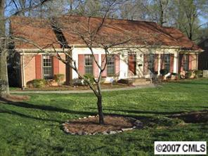 5601 Sharon Rd., Charlotte, NC 28210