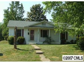 6701 Covecreek Dr., Charlotte, NC 28215